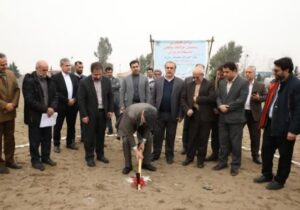 وزیر علوم کلنگ احداث خوابگاه متاهلین دانشگاه مازندران را در بابلسر به زمین زد